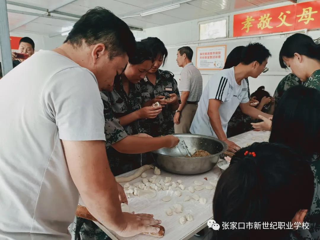 軍訓(xùn)生活9.jpg 軍訓(xùn)生活9.jpg